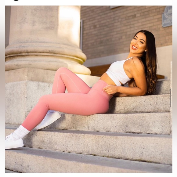 AWF Workout Leggings - Picture 1 of 5